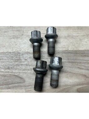 🟢4X MERCEDES-BENZ E350 C350 GLA CLA  OEM WHEEL RIM LUG NUT BOLT STUD